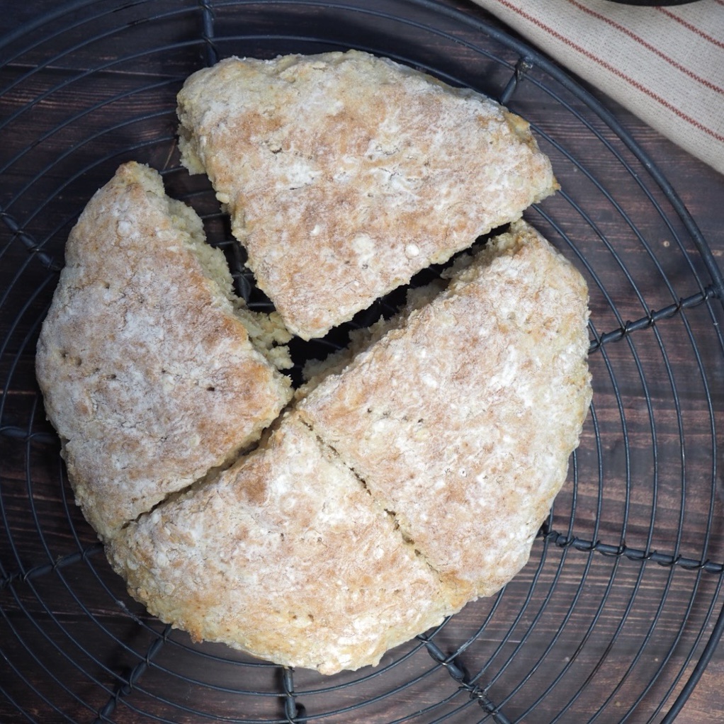 SEISKOJEN TOKA KÖKSÄNTUNTI: Teeleivät uunissa ja&nbsp;airfryerilla