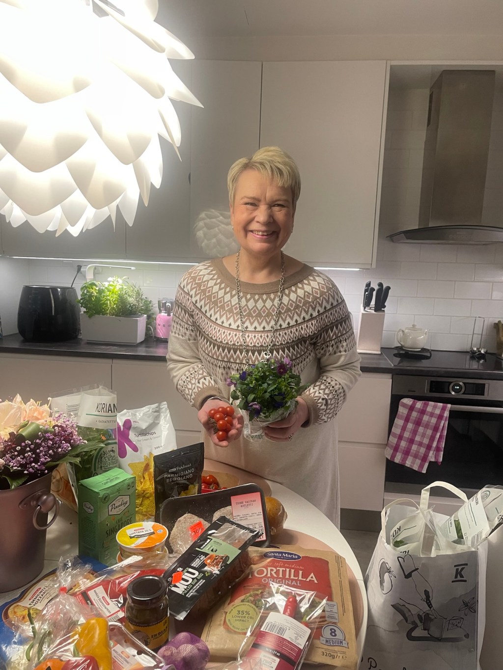 Köyhän blondin keittiöstä