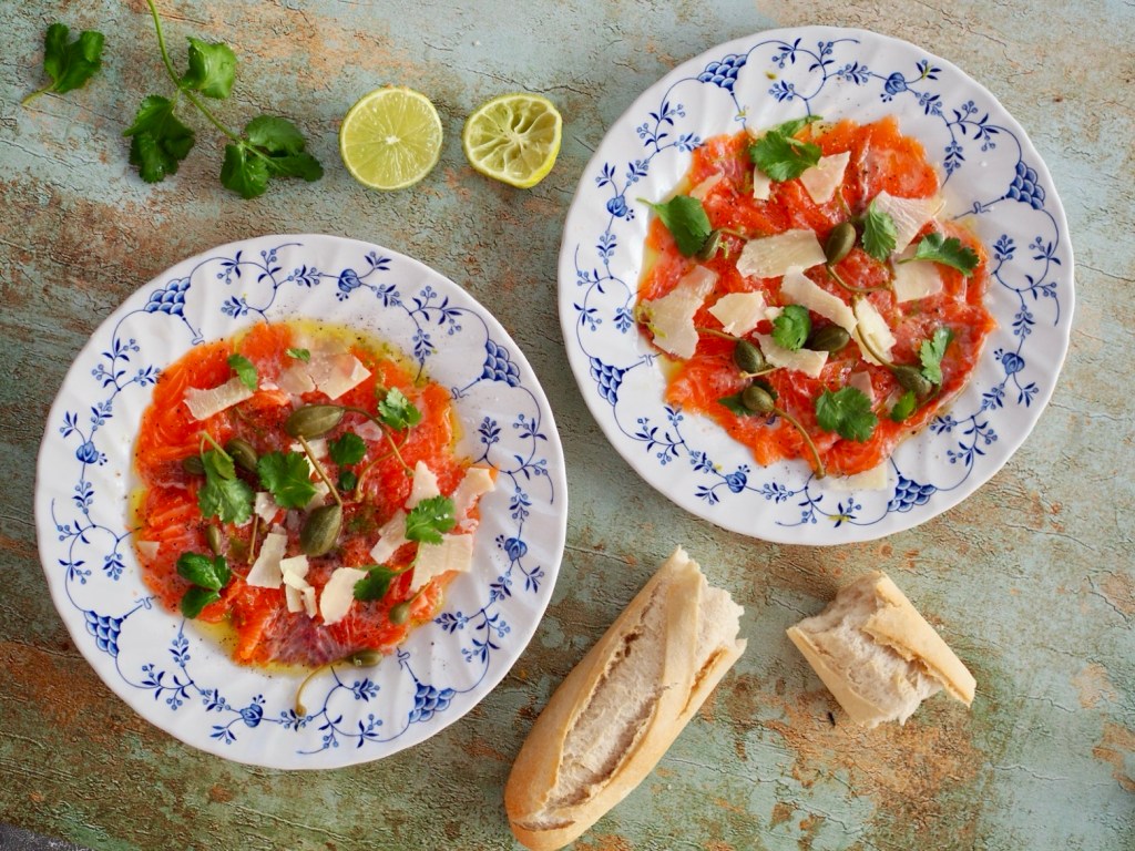 Italialainen isänpäivälounas: lohicarpaccio, hirviragú ja tuore&nbsp;pulla!