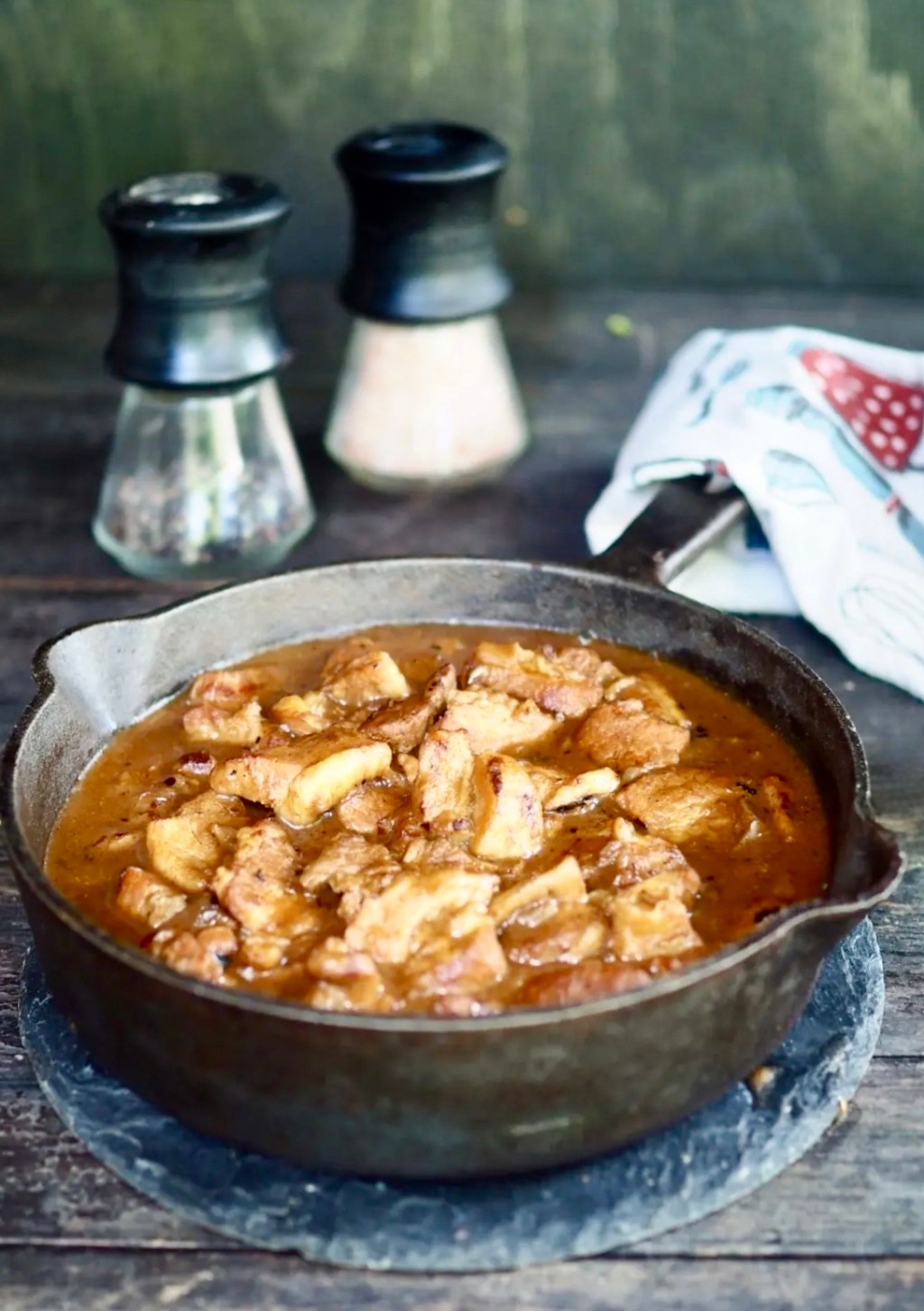 Ruskea kastike kahdella tavalla – näin onnistut varmasti&nbsp;kotona