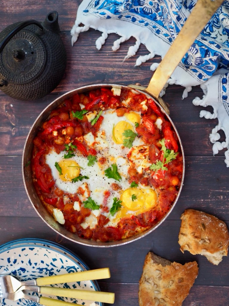 Shakshuka – Lähi-idän tomaatti-kananmunapannu.